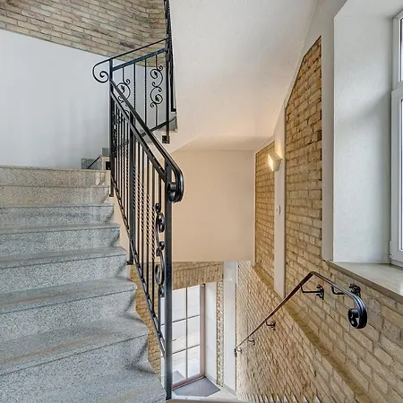 Happy Innside, Free Parking, Self Check-in 7x24h, Ac Apartmán *