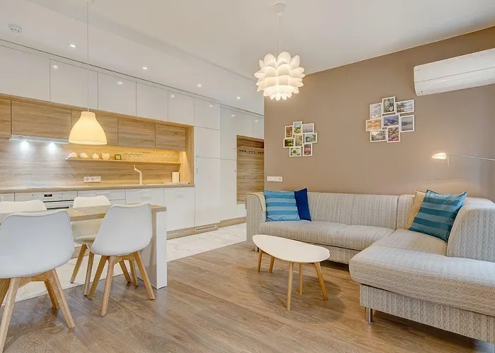 Happy Innside, Free Parking, Self Check-in 7x24h, Ac Apartman