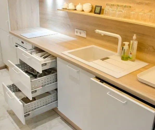 Happy Innside, Free Parking, Self Check-in 7x24h, Ac Apartman