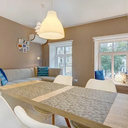 Апартаменты Happy Innside, Free Parking, Self Check-in 7x24h, Ac